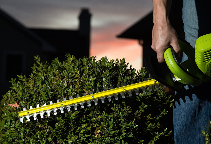 Hedge Trimmer Safety Tips – You Should Know Before Using Hedge Trimmer